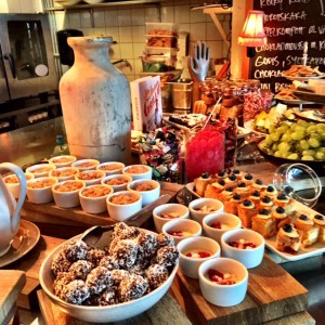 Det var gott, men ärligt så ska man nog vara köttätare för att göra den här brunchen rättvisa. Jag fokuserade på desserterna.