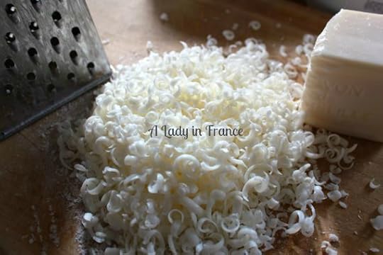 homemade liquide laundry detergent