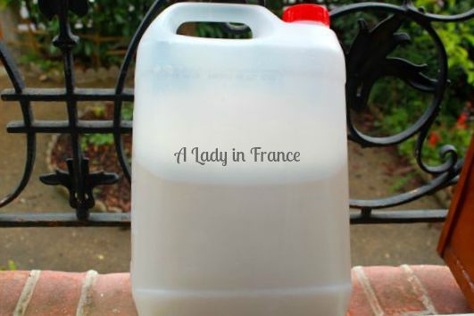 homemade liquide laundry detergent