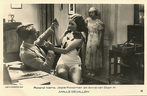 Roland Varno & Jopie Koopman in Malle gevallen