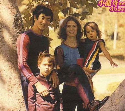 bruce lee, linda and kids