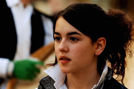 portuguese-girl-dark-hair-face