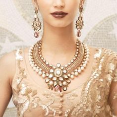 bridal jewellery. Kundan necklace and earrings.