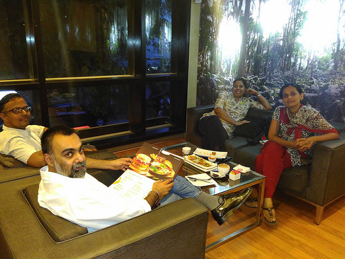 Khushwant-Singh-Author-Meetup-at-CCD-The-Lounge-Chennai