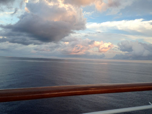 Cruise Sunset ocean