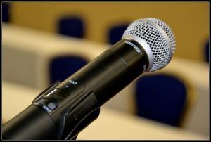 Microphone