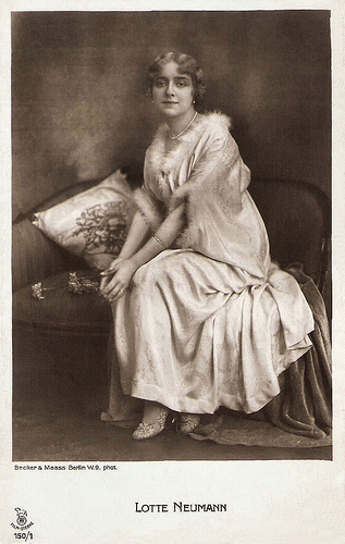 Lotte Neumann
