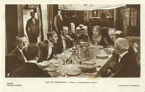 Lotte Neumann in Hinter verschlossenen Türen