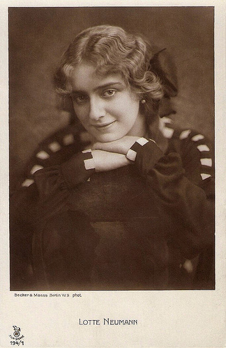 Lotte Neumann