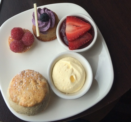 English scone and clotted cream