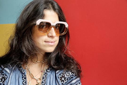 Man-Repeller-Amber-Lens-Sunglasses-Leandra-Medine-Trend-Style-Inspiration---5