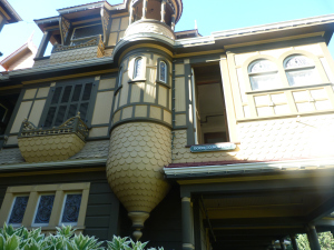 Winchester Mystery House