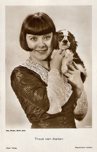 Truus van Aalten