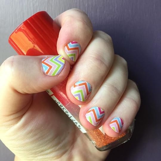 New #jamberrynails! This is Candy Chevron and it was a Throwback Thursday wrap. Love it. Needed this after stripping wallpaper all weekend. #jamberry #dailyphoto #365days #ig2015