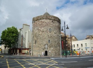 reginalds-tower-390x285