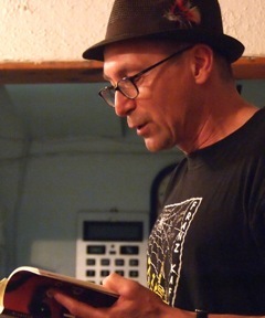 Ruffo reading by Pearl Pirie