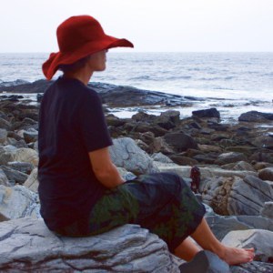anna_red_hat_square_400