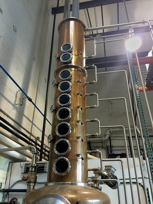 Breuckelen distilling whiskey still