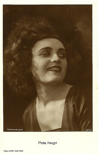 Pola Negri