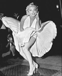 Marilyn_Monroe_photo_pose_Seven_Year_Itch