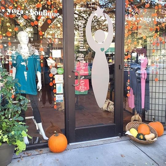 12141976_1512483679062400_1573313143_n