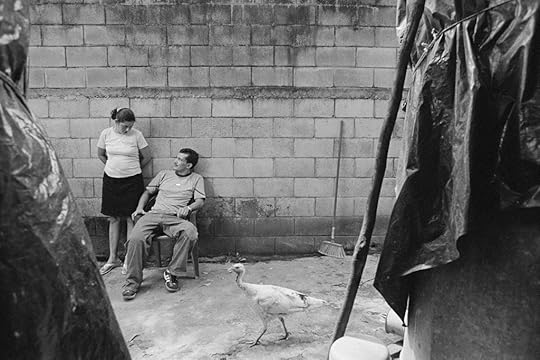 Manuel Orellana con su mujer Edith. Fotografía de Gervasio Sánchez