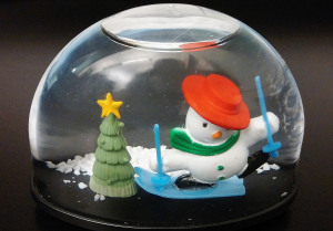 snow-globe-239988_1920