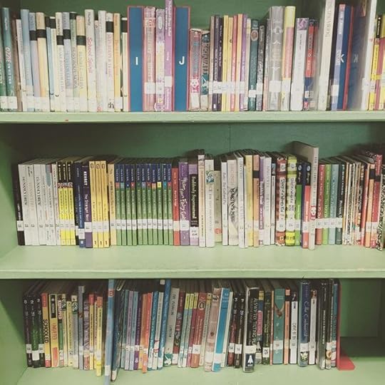 Volunteered for a shift at the elementary school library. I reshelved books and helped kids pick out something to read. #ig2015 #365days #dailyphoto #bookstagram