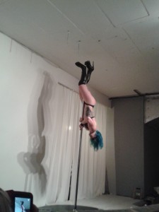 Pole dance
