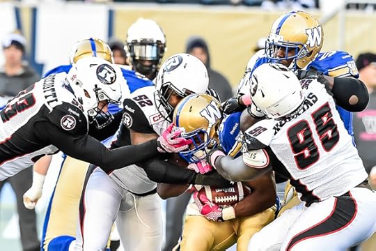 Cameron Marshall with no place to go (Photo by jeff Miller)