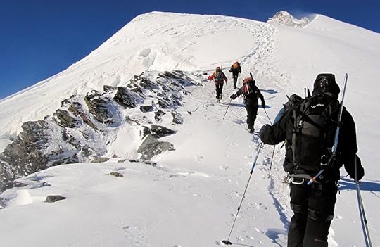 mountaineering-895659_1280