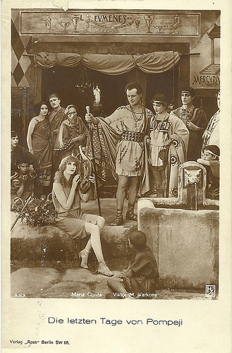 Maria Corda and Victor Varconi in The Last Days of Pompeii (1926)