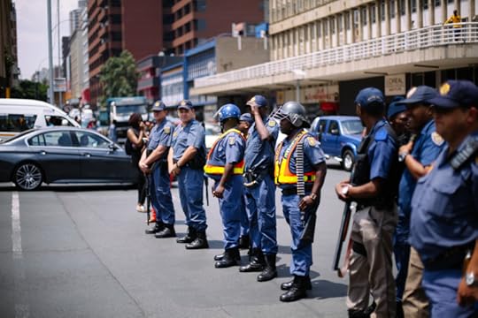 Police Mobilize to stop the Students from Crossing the Bridge