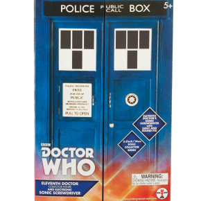 TARDIS toy set