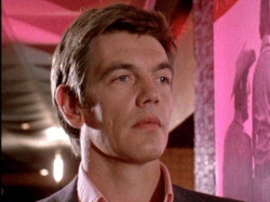 Maurice Colbourne as John Kline in Gangsters