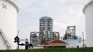 Delta oil refinery