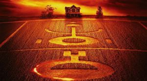 signs-movie-photos-2-signs-isn-t-about-aliens-but-something-much-more-sinister-jpeg-291127