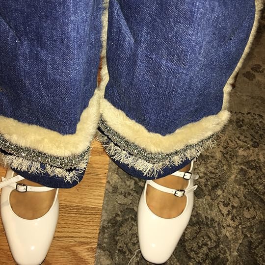 man-repeller-carel-shoes-carrie-bradshaw-diet