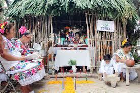 Hanal Pixan_women huipiles