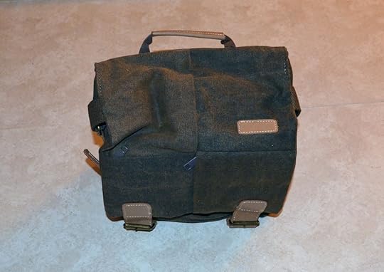 Esddi Caden N2 Brown Canvas Camera Bag