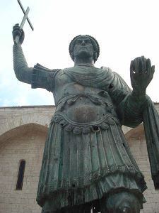 450px-Le_colosse_de_Barletta