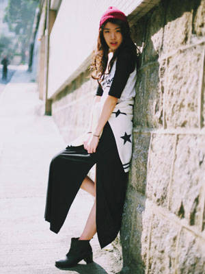 Zoe Suen's grunge look