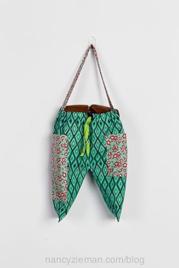 How to sew a shoe bag as seen on Sewing With Nancy, with Mary Mulari and Nancy Zieman