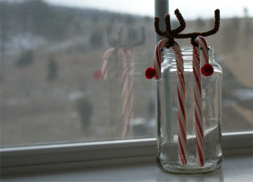 Easy Candy Cane Reindeer