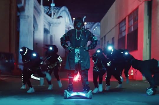 man-repeller-missy-elliot-swagway
