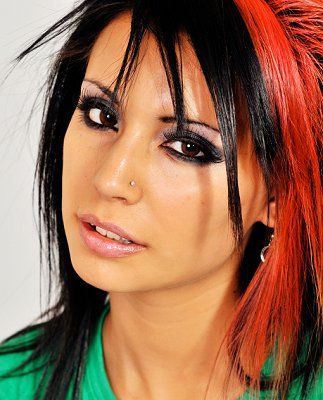 hair with colored stripe: 