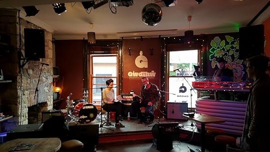 BBC 6Music's Helen Weatherhead interviews Ric Rawlins on his 'The Rise of Super Furry Animals' book