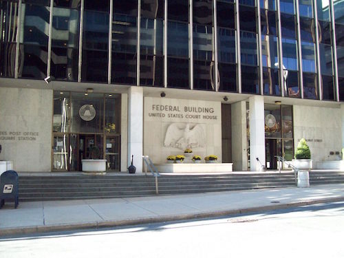 Ronald_Reagan_Federal_Building_and_Courthouse_entry_Harrisburg_PA.JPG