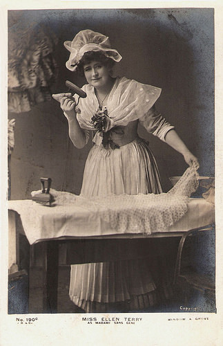 Ellen Terry in Madame Sans Gêne (1897)