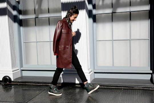 Mou boots, Rag & Bone pants, Zara jacket (similar here).